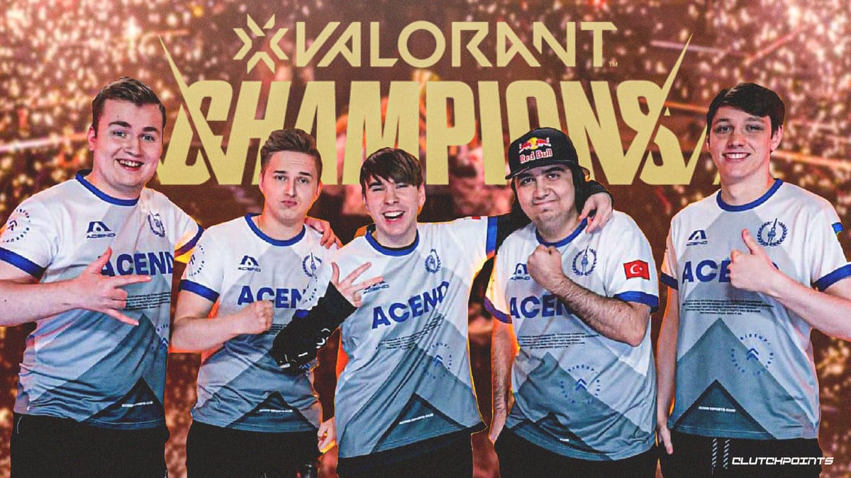 Watch Tournaments live or later.